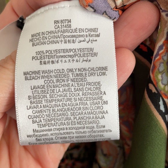 BCBGMaxAzria blouse - Picture 7 of 7